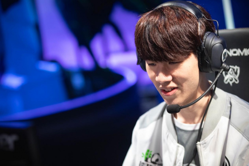 NAVI与 Spirit 在BLAST Bounty Spring 2025的比赛精彩回顾